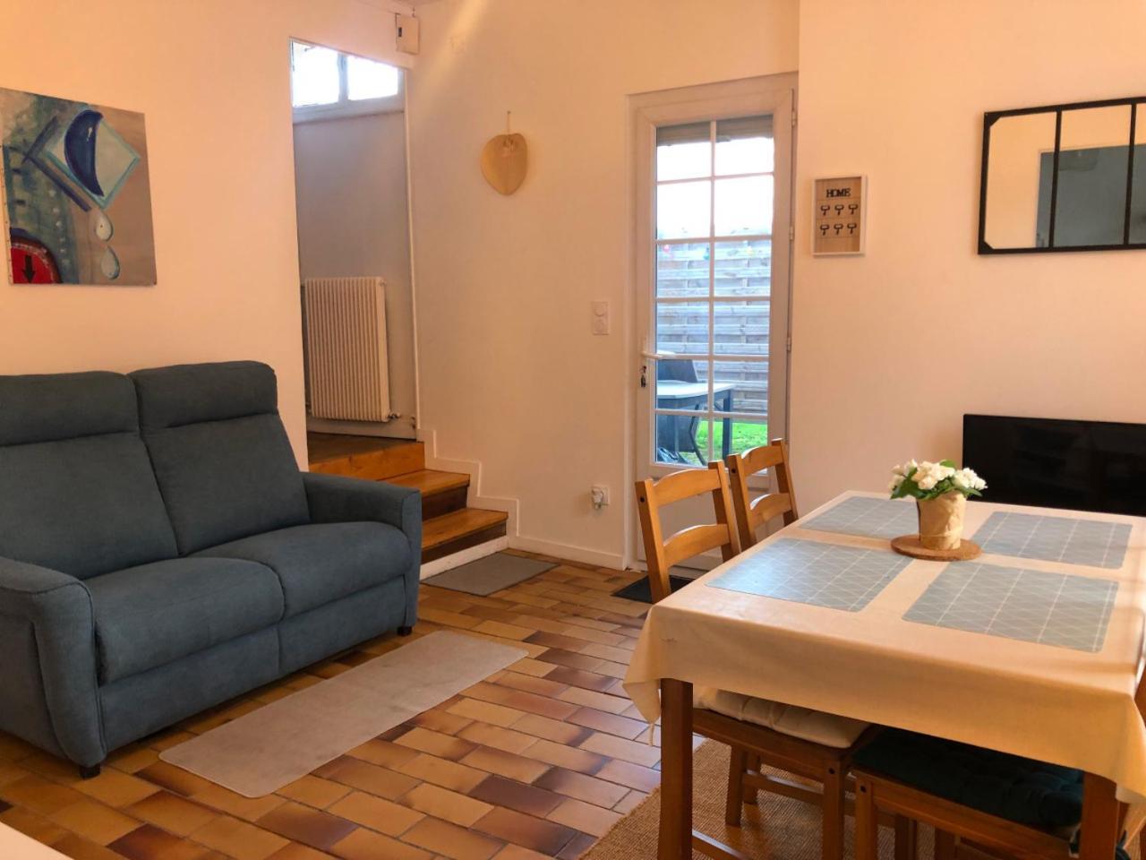 Petite Maison Avec Terrasse Jurancon Bagian luar foto